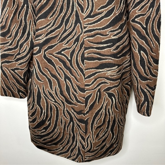 500 Maison Cinqcent Animal Printed Drop Shoulder Jacket Medium - Picture 11 of 12